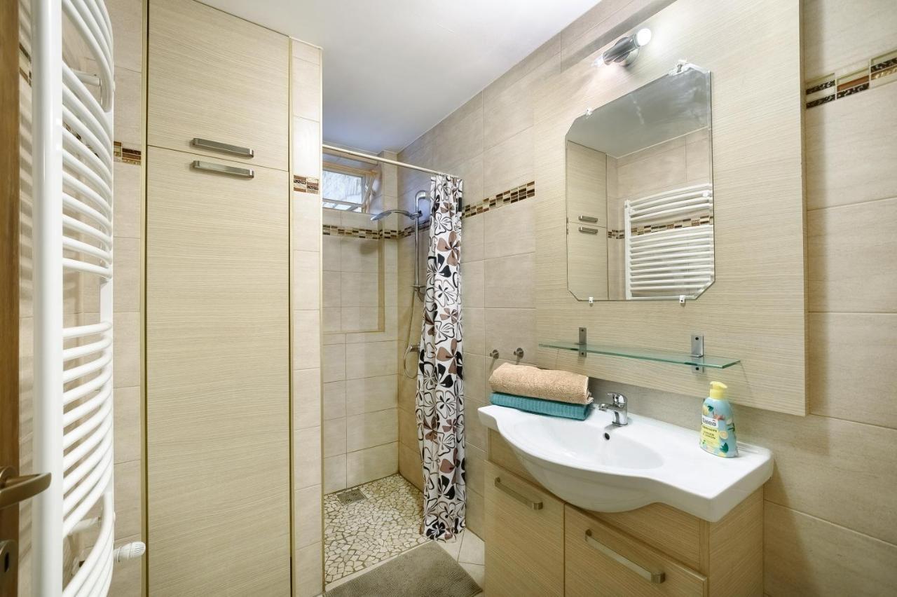 Arpa Flat Hellas Budapest Bagian luar foto